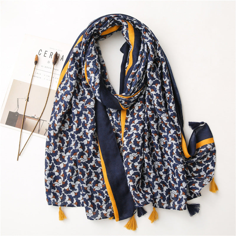 Vintage siidist tepitud sall