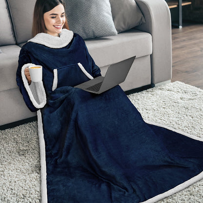 Pilv – pehme karusnahast televiisoritekk